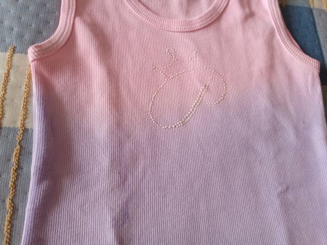 Conjunto de pantalón corto y camiseta