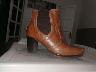 Scarpe con tacco geox