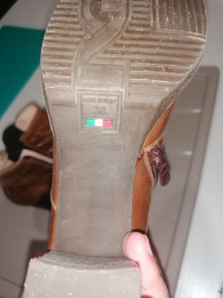 Scarpe con tacco geox