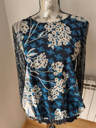 Blusa chiara desigual