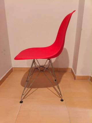 Silla roja de cocina y comedor