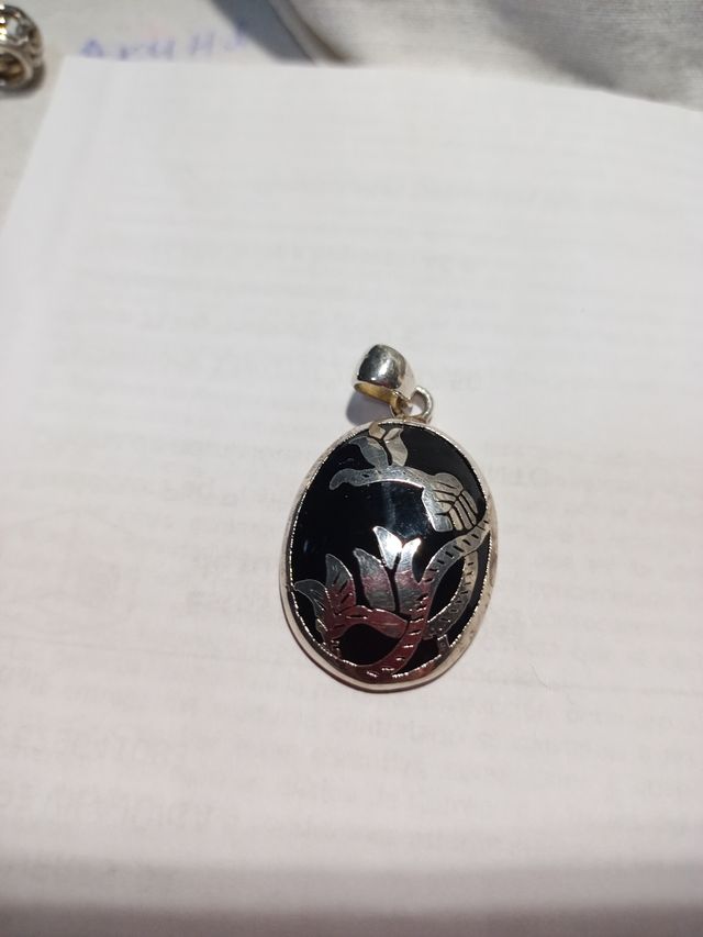 Dos colgantes de plata de Ley 925.