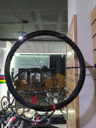 Jgo ruedas carrera fulcrum wind 40 carbo