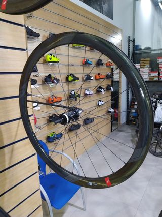 Jgo ruedas carrera fulcrum wind 40 carbo