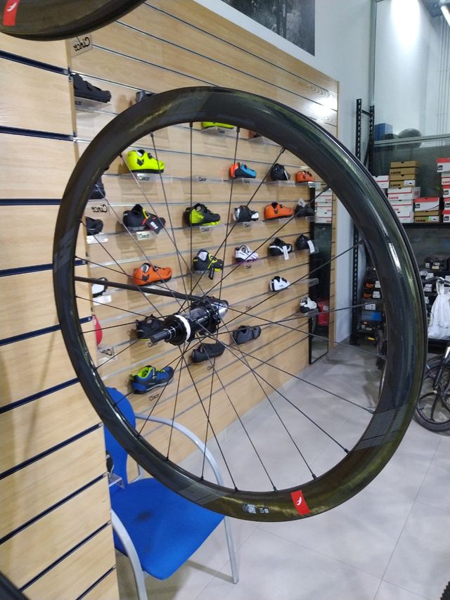 Jgo ruedas carrera fulcrum wind 40 carbo