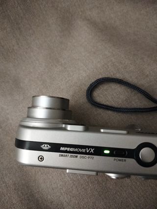 Cámara SONY Cybershot 3.2 MPixels