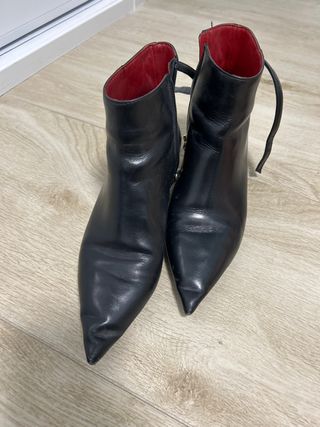 Botines negros uterque