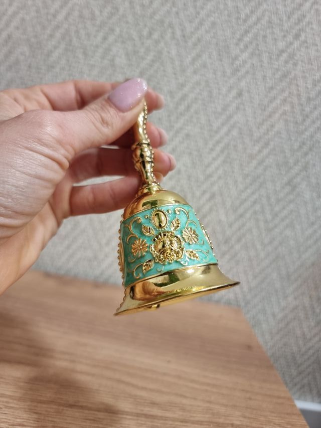 Campana Dorada