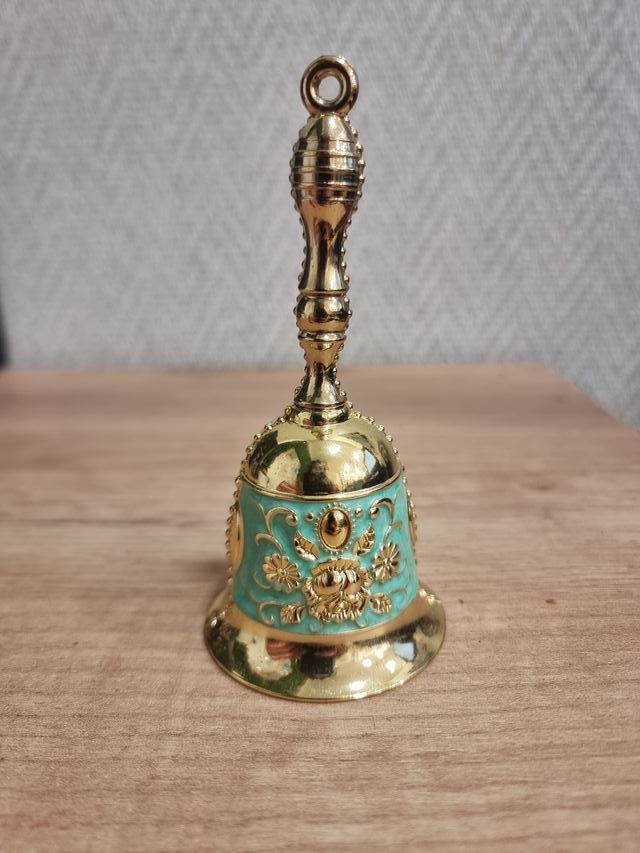Campana Dorada
