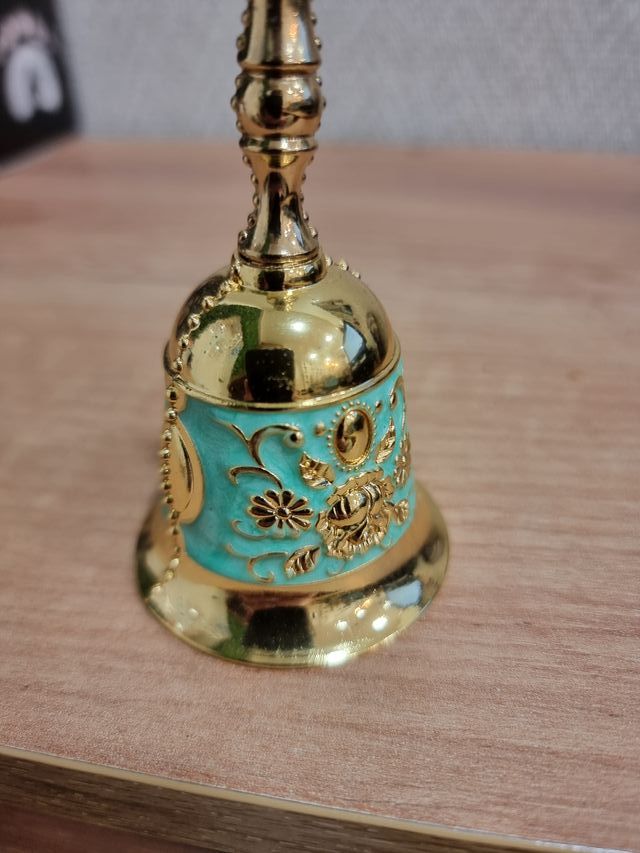 Campana Dorada