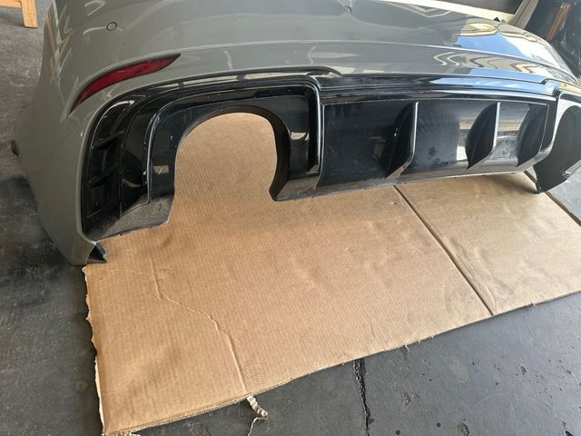 Defensa trasera audi rs3 8v