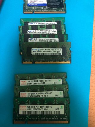 Memória portátil 1GB PC2