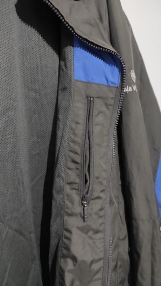 Chaqueta cortavientos Umbro deportivo alavés 2000 