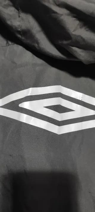 Chaqueta cortavientos Umbro deportivo alavés 2000 
