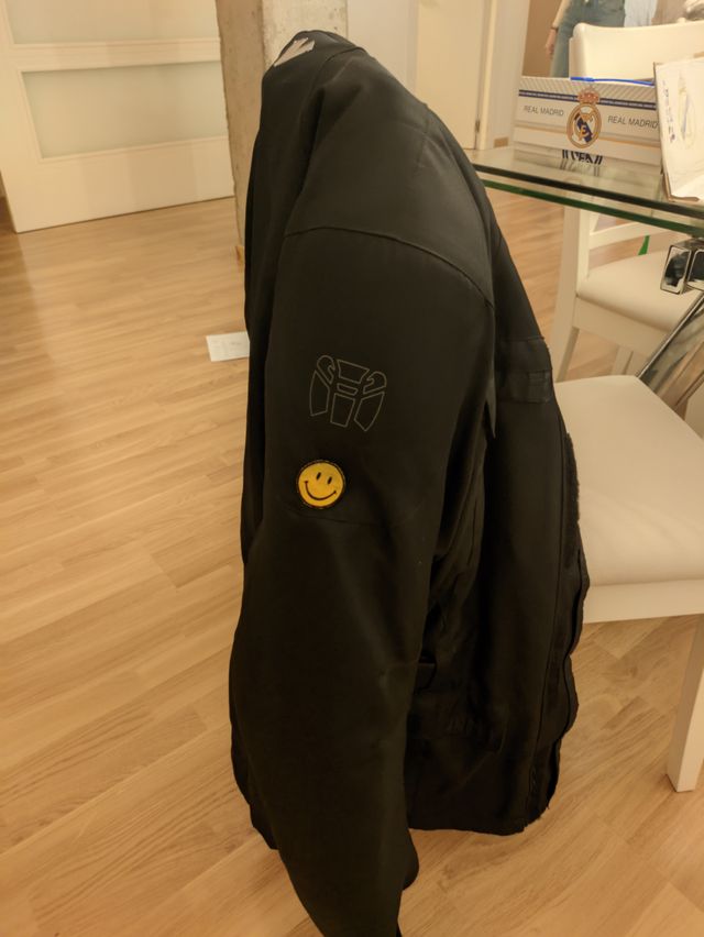 Abrigo moto con protecciones Bering