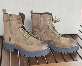 Botas.