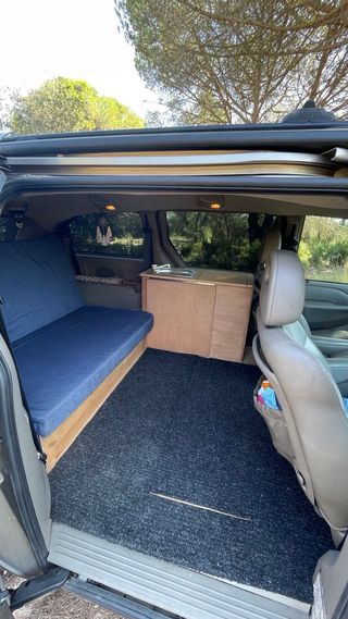 Autocaravana Chrysler Grand Voyager 2005