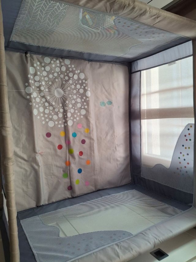 Parque infantil cuadrado