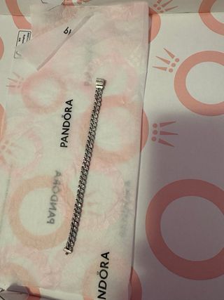 Pandora pulsera cadena cubana.