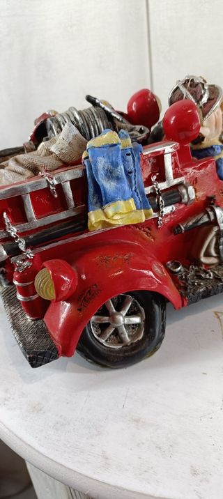 Salvadanaio camion dei pompieri