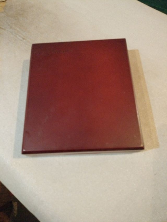 Utensilios de vino en caja