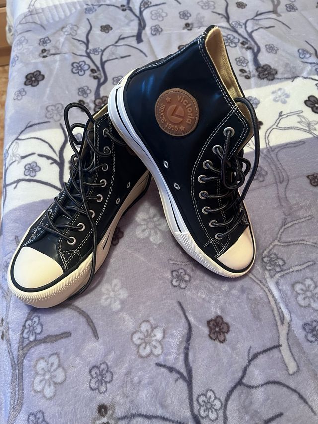 Botines blancos y negros victoria