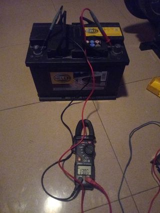 Batería 12v 70Ah 640A HELLA