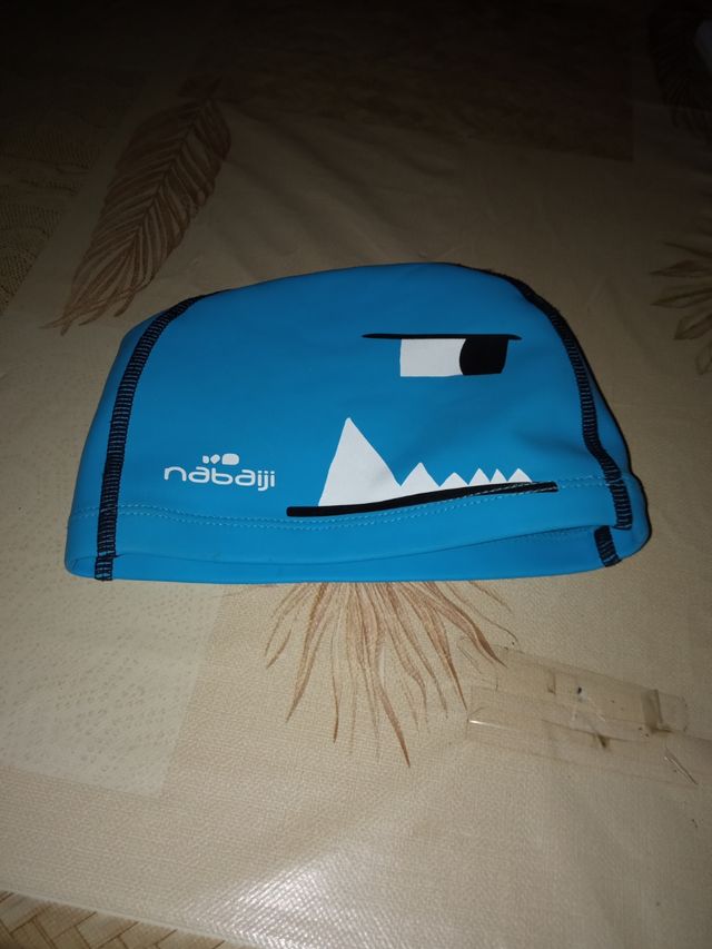 gorro de goma de niño o niña