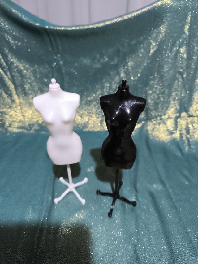 Manichini per vestiti Barbie