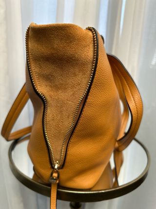 Bolso Parfois L ante combinado color camel mostaza