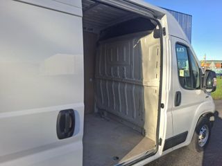 FIAT Ducato 33 2.3 Multijet Furgón Medio Alto 96kW