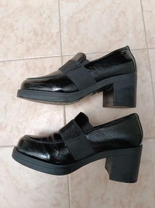 Scarpe vernice nera IGI e Co.