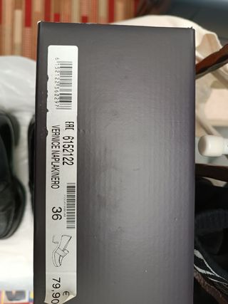 Scarpe vernice nera IGI e Co.