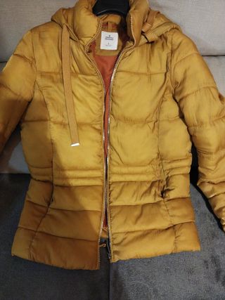 Cazadora chaqueta abrigo tipo plumas 