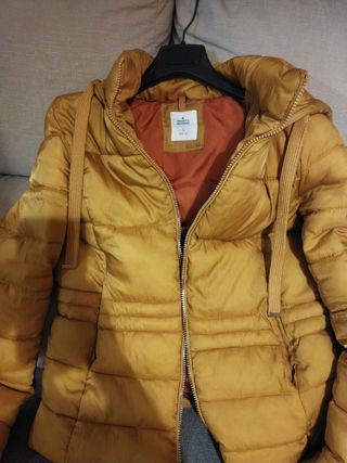 Cazadora chaqueta abrigo tipo plumas 