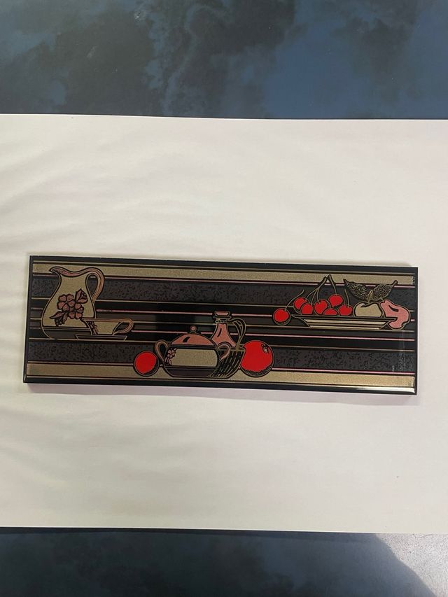 CENEFA CERAMICA 6,5X20 CM. ORO Y NEGRO (BLANCO)