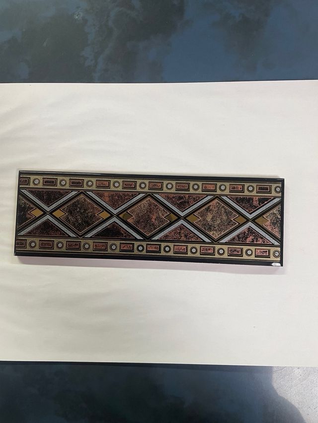 CENEFA CERAMICA 6,5X20 CM. ORO Y NEGRO (BLANCO)