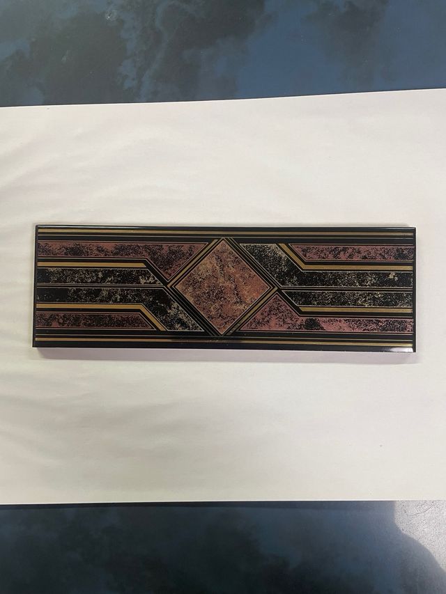 CENEFA CERAMICA 6,5X20 CM. ORO Y NEGRO (BLANCO)