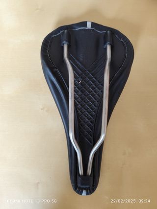 Sillín bicicleta essax oahu mujer y triatlón