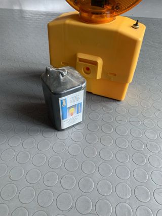 Set 4 lampade gialle da cantiere