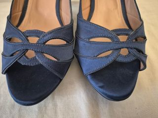 Zapato tacón fiesta. Pura López