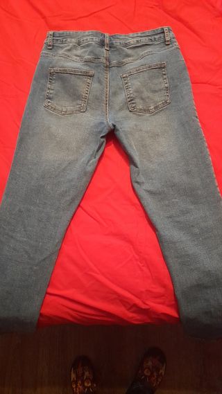 Pantalón vaquero chico