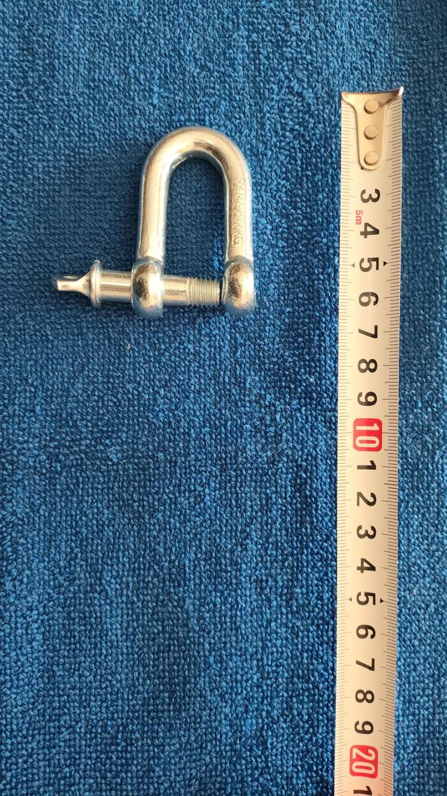 Grillete, perrillo M8 3 euros