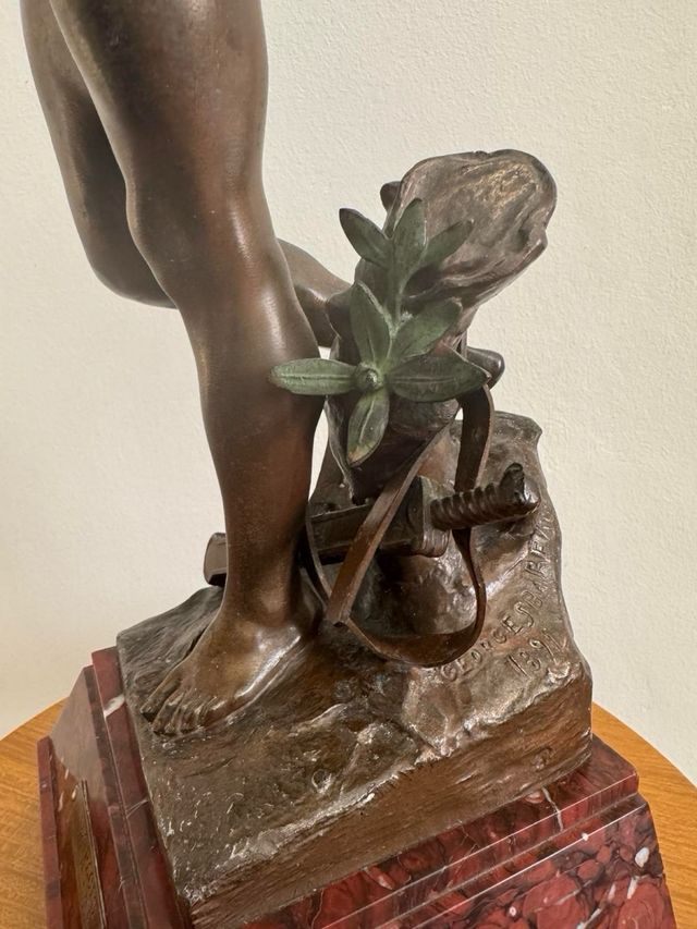 Scultura Francia Vox Pacis 1891. h 62 cm.