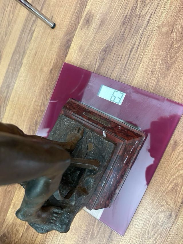 Scultura Francia Vox Pacis 1891. h 62 cm.