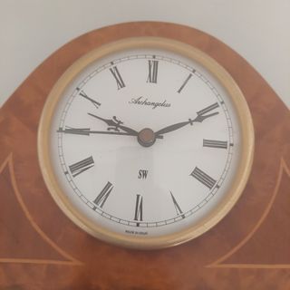 Reloj de sobremesa réplica de Antigüo