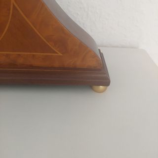 Reloj de sobremesa réplica de Antigüo