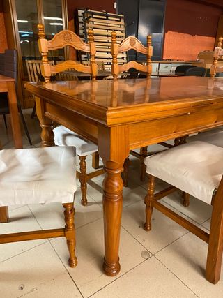 Conjunto mesa y sillas SEGUNDA MANO