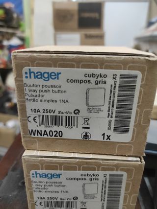 Pulsador hager