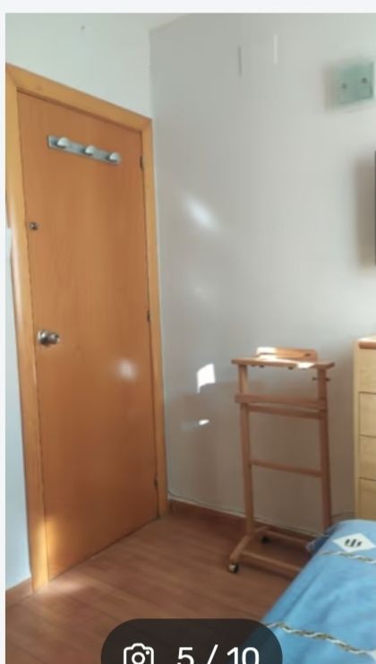 ALQUILO HABITACIÓN EN TERRASSA ESTE.